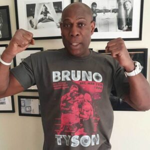 FrankBrunoVsMikeTyson1996PhotographicPrintBlackT Shirt 31a468dc 73ea 46f9 bb42 4c1946c49ca6 720x1